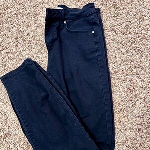 Zenana Outfitters Women's Black Skinny Jeans